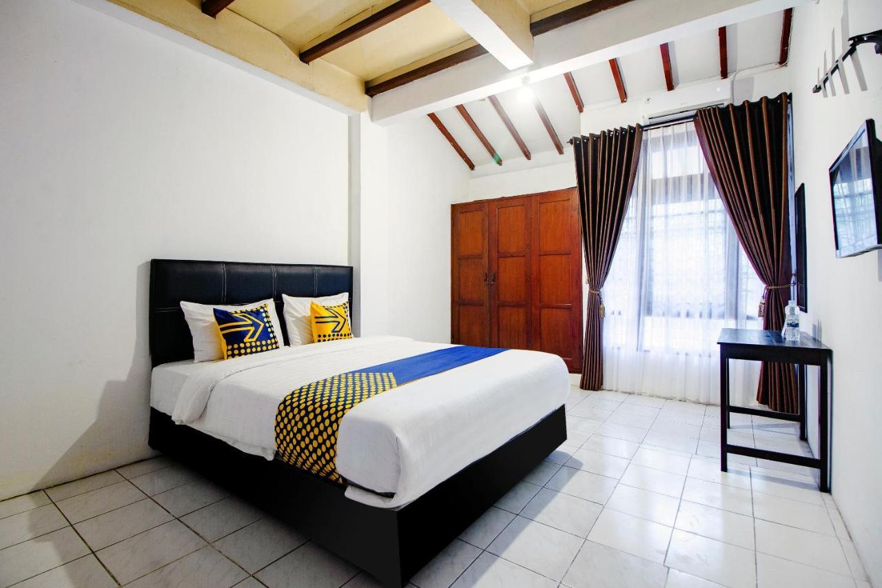 Spot On 2107 Ijo Pupus Syariah Residence Baturetno Buitenkant foto