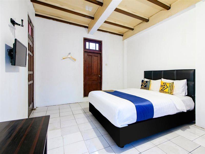 Spot On 2107 Ijo Pupus Syariah Residence Baturetno Buitenkant foto