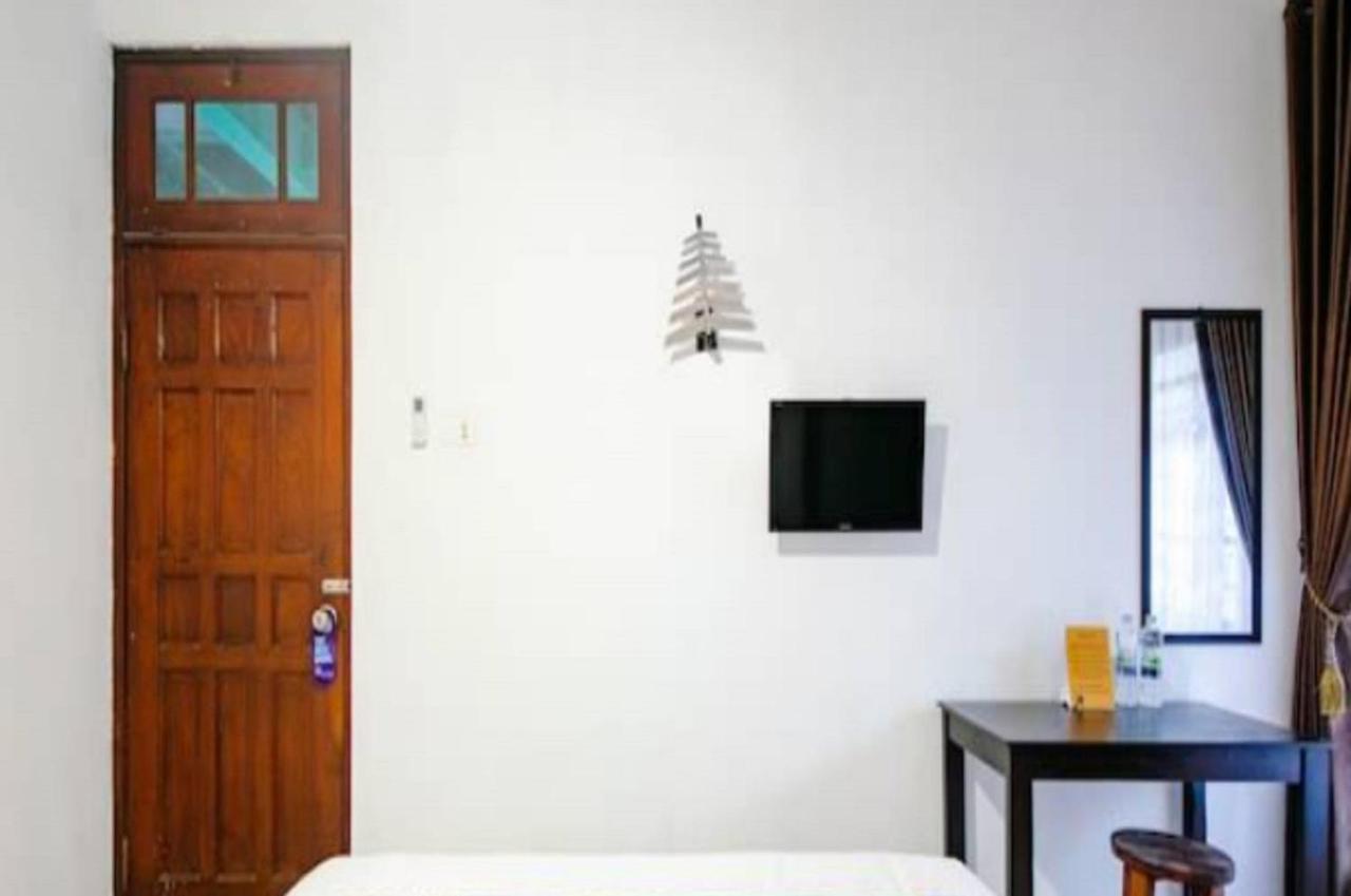 Spot On 2107 Ijo Pupus Syariah Residence Baturetno Buitenkant foto