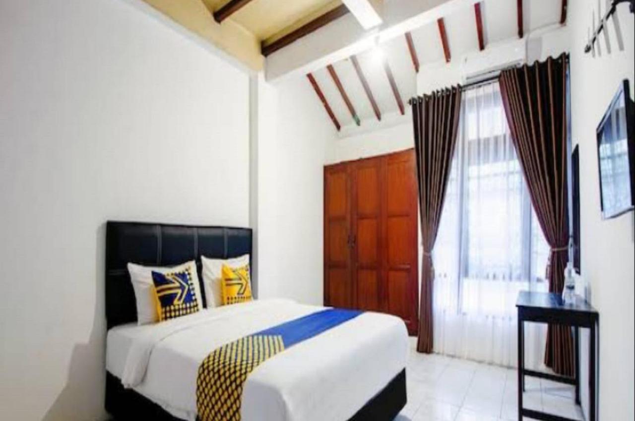 Spot On 2107 Ijo Pupus Syariah Residence Baturetno Buitenkant foto