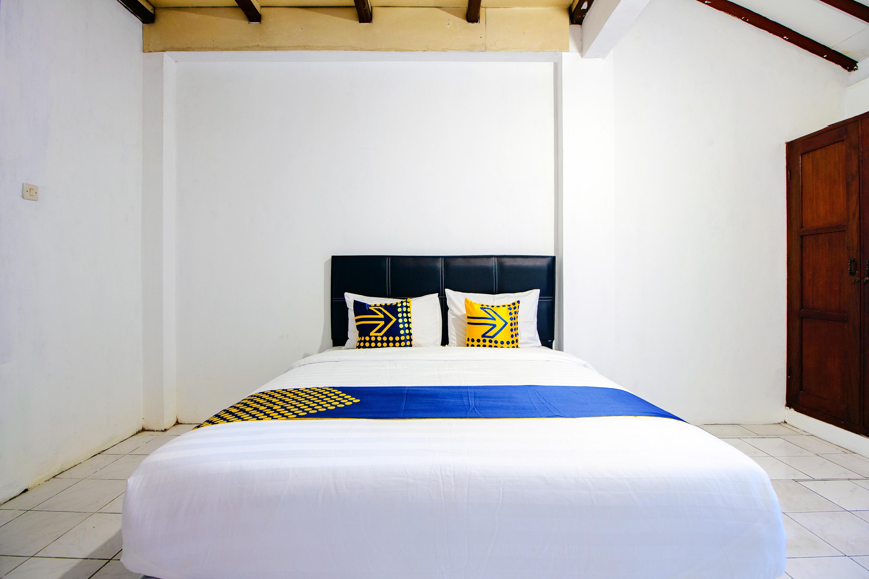Spot On 2107 Ijo Pupus Syariah Residence Baturetno Buitenkant foto
