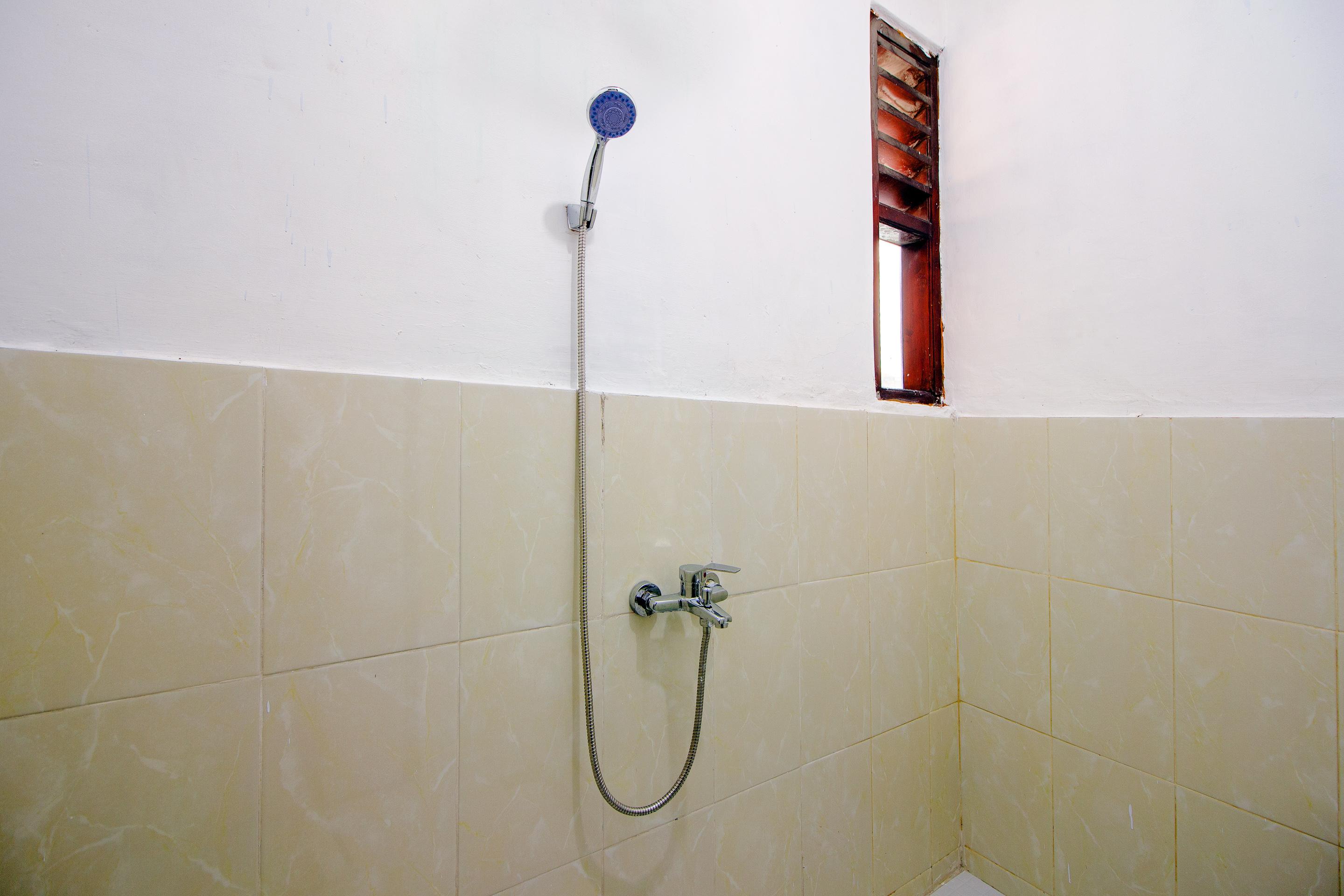 Spot On 2107 Ijo Pupus Syariah Residence Baturetno Buitenkant foto