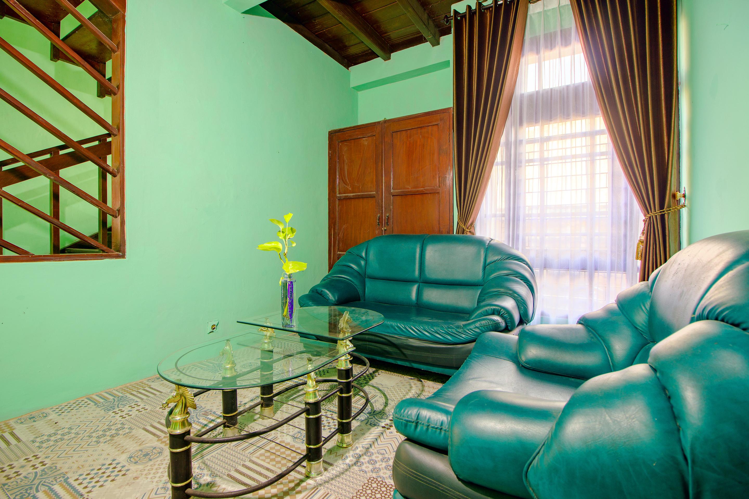 Spot On 2107 Ijo Pupus Syariah Residence Baturetno Buitenkant foto