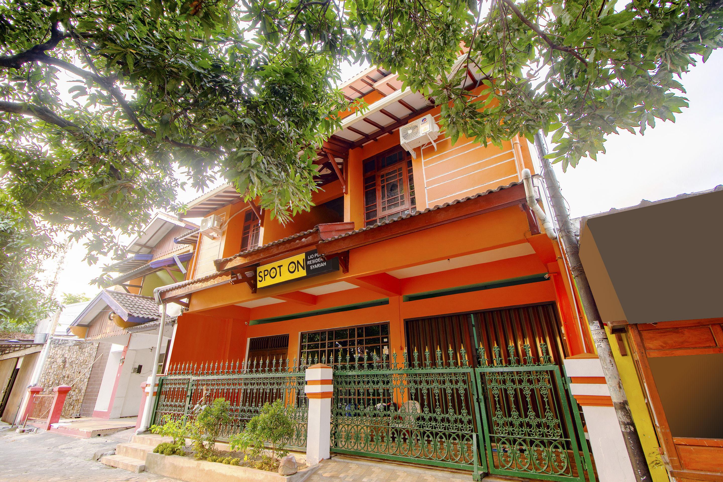 Spot On 2107 Ijo Pupus Syariah Residence Baturetno Buitenkant foto